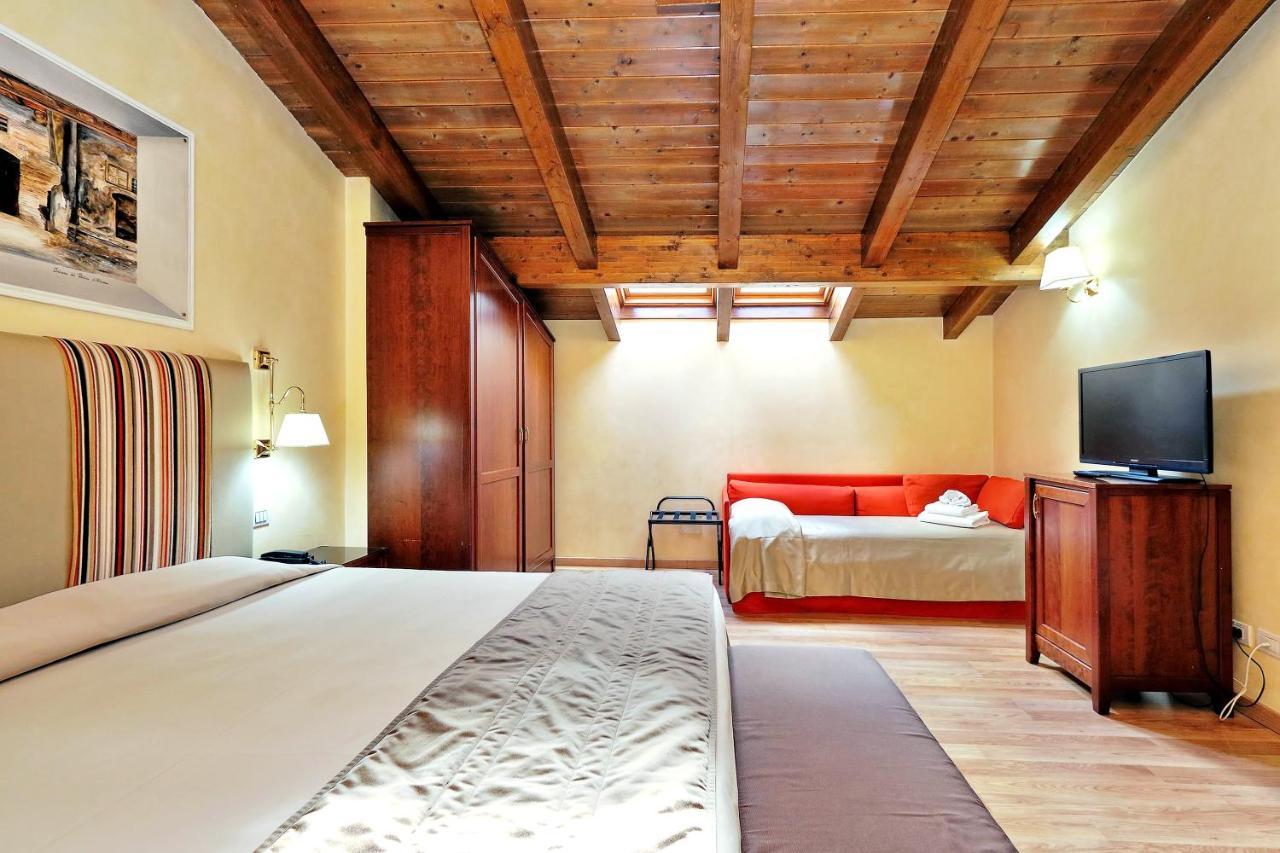 Hotel Camelia Roma Esterno foto
