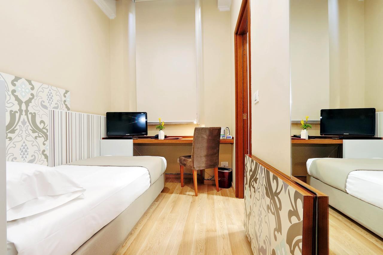 Hotel Camelia Roma Esterno foto