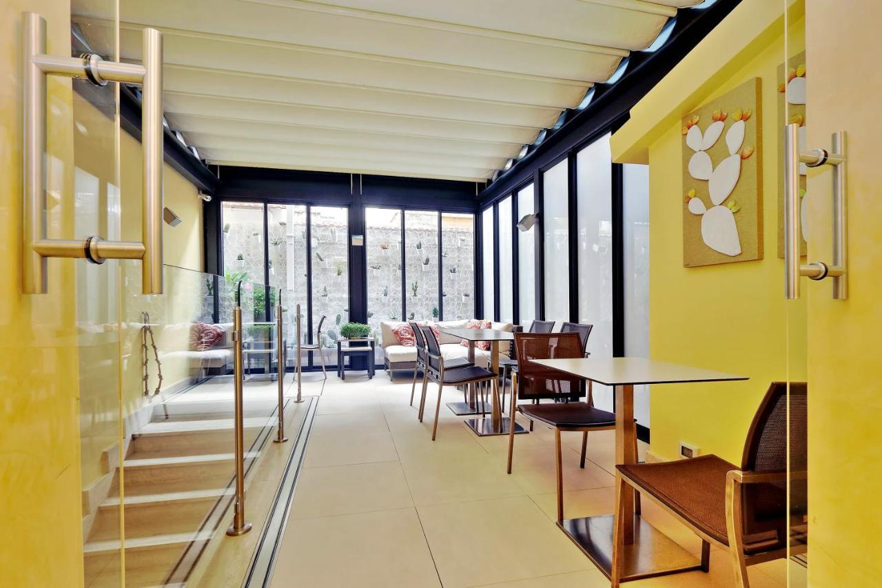 Hotel Camelia Roma Esterno foto