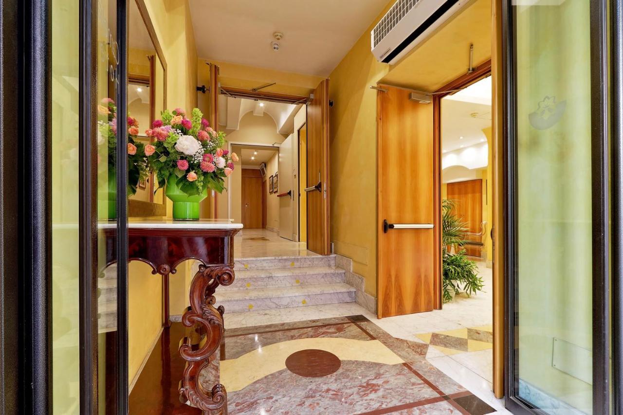 Hotel Camelia Roma Esterno foto
