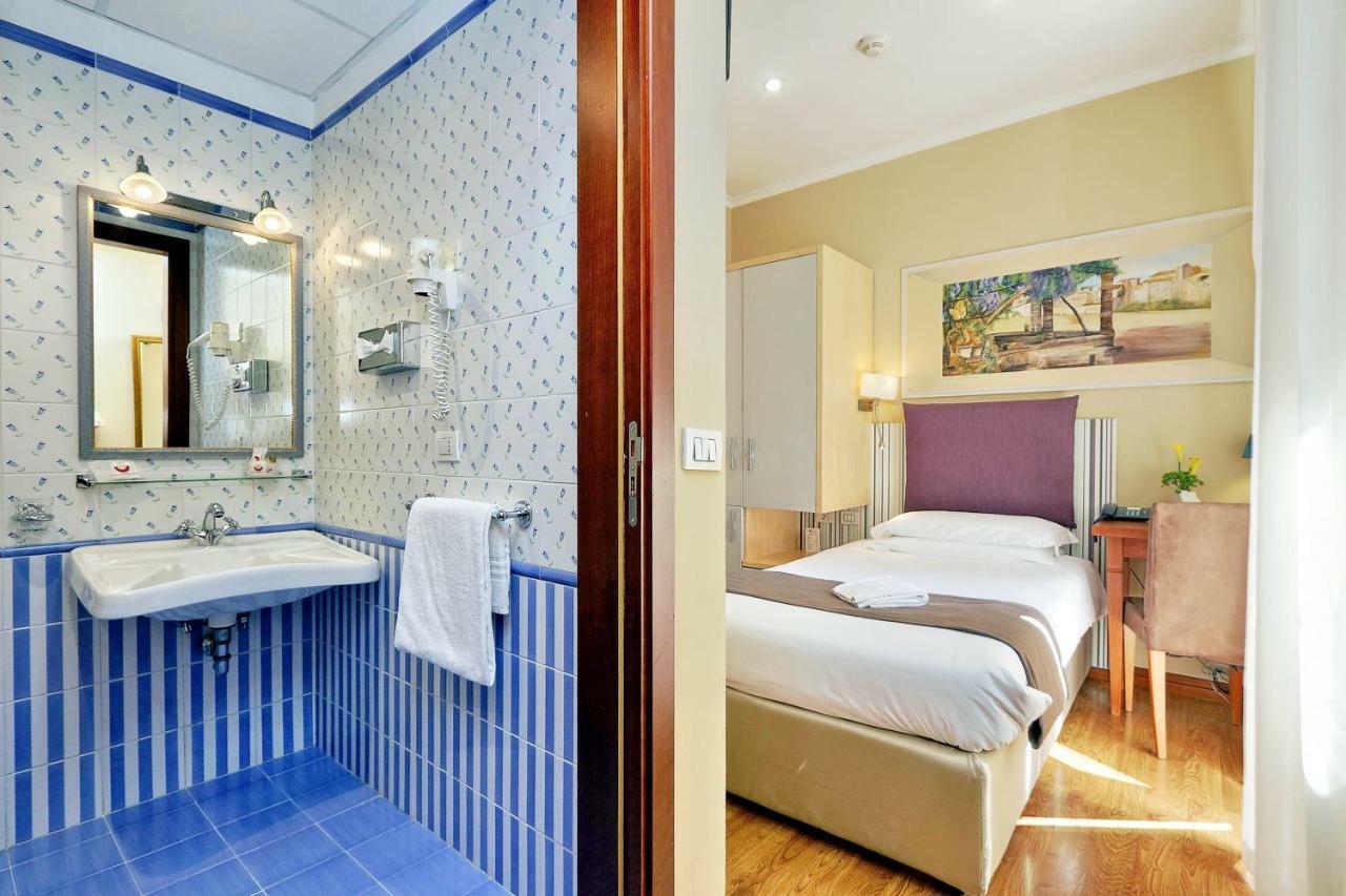 Hotel Camelia Roma Esterno foto